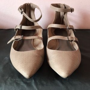 Christian Siriano Flats